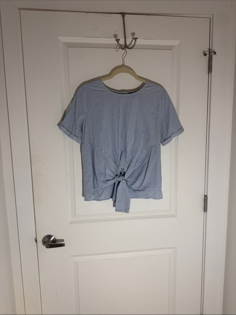 Ann Taylor Blue & White Pinstripe Tie-Front Short Sleeve Tee